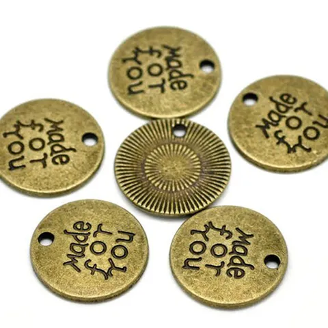 Antik pirinç kaplamalı yuvarlak metal etiketler